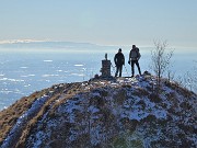 Alla Madonnina del Costone (1195 m) da Zogno (315 m) su sentieri sopra casa (26dic閳??20)  - FOTOGALLERY